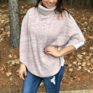 Chenille Poncho in Rose